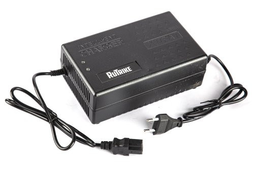 Зарядное устройство Rutrike для литиевых аккумуляторов Li(MnCoNi)O2 60V20A/H (71.4V 3A)